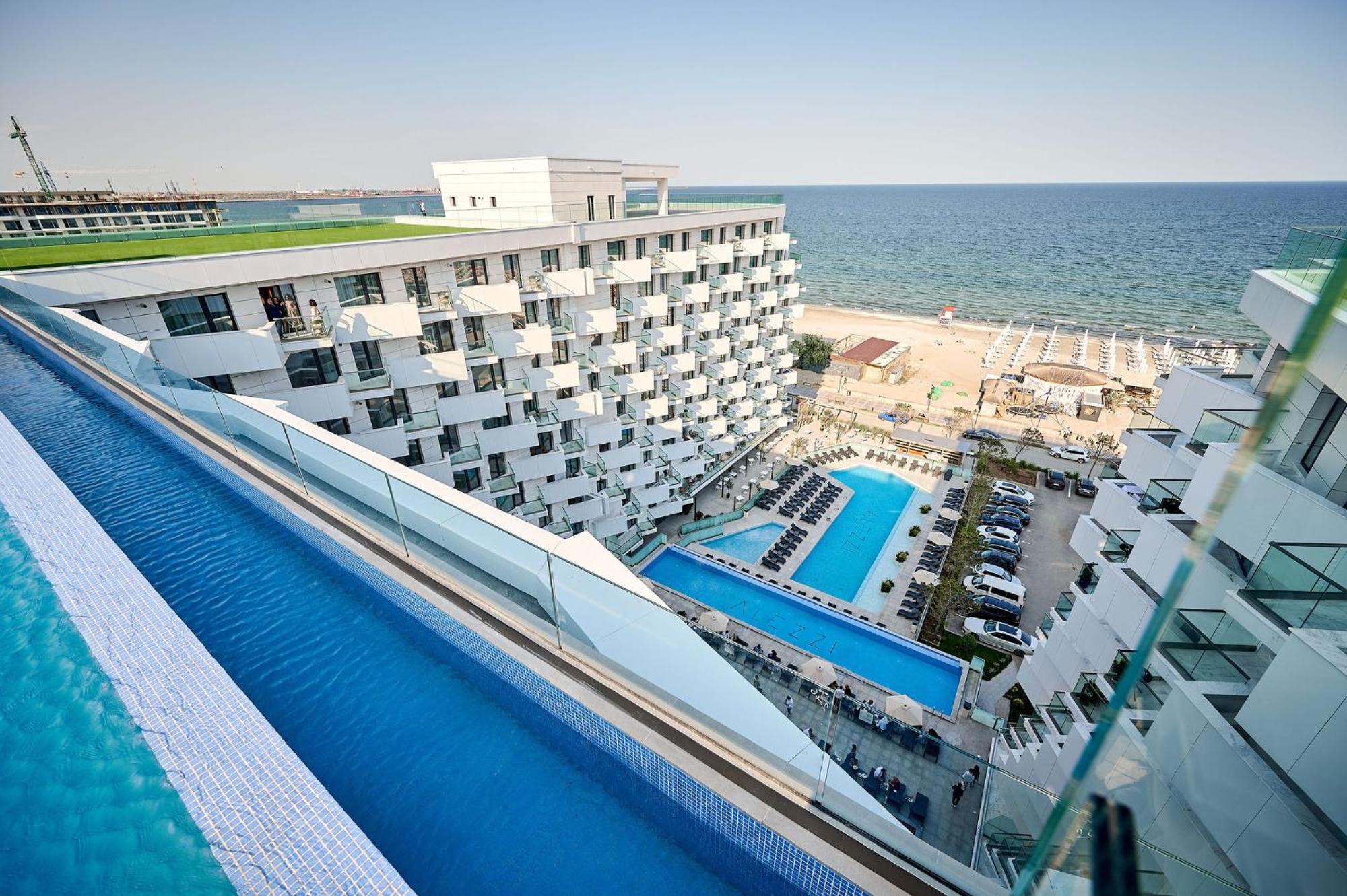 Soleil Anne Studio In Infinity Beach Resort - Parking 마마이아 외부 사진